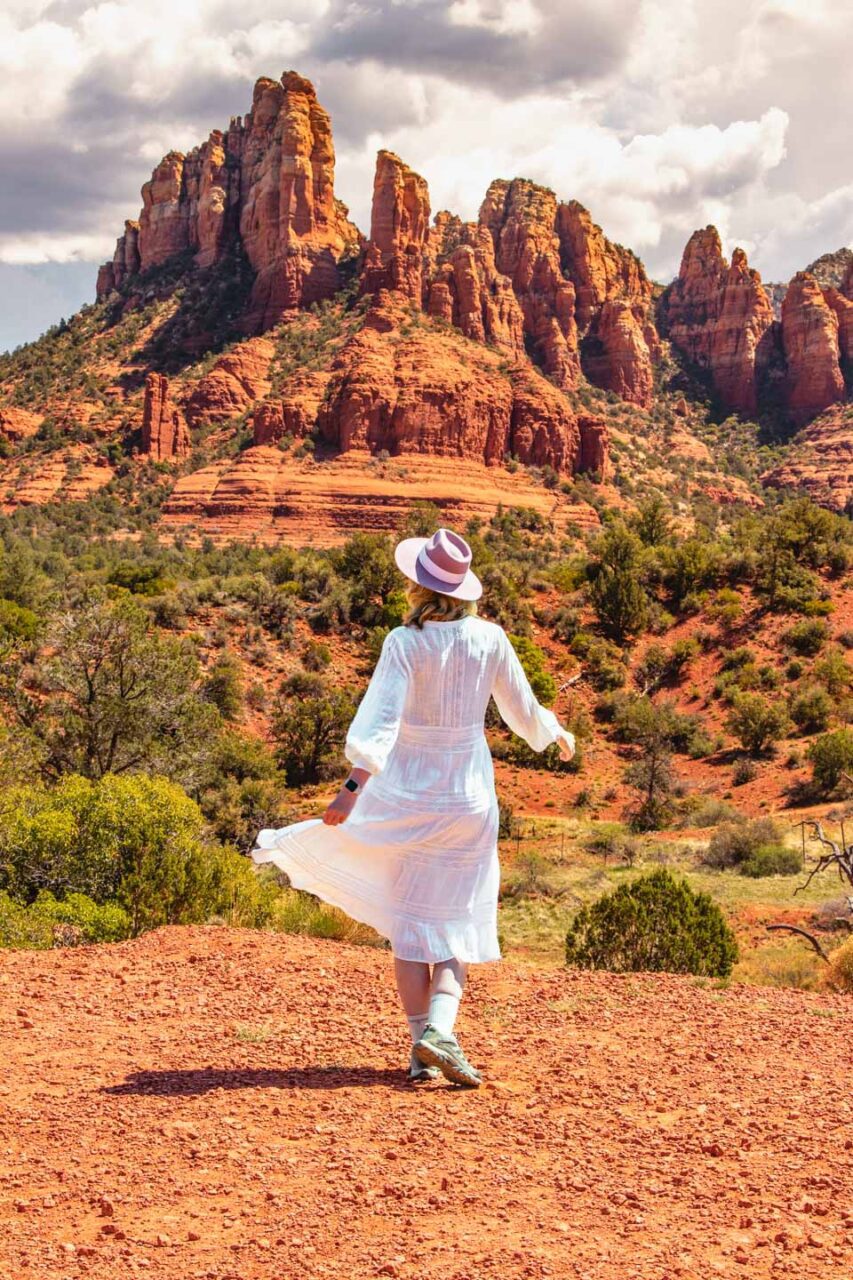 14 Beautiful Sedona Hikes to Fall in Love With (+ Helpful Tips)