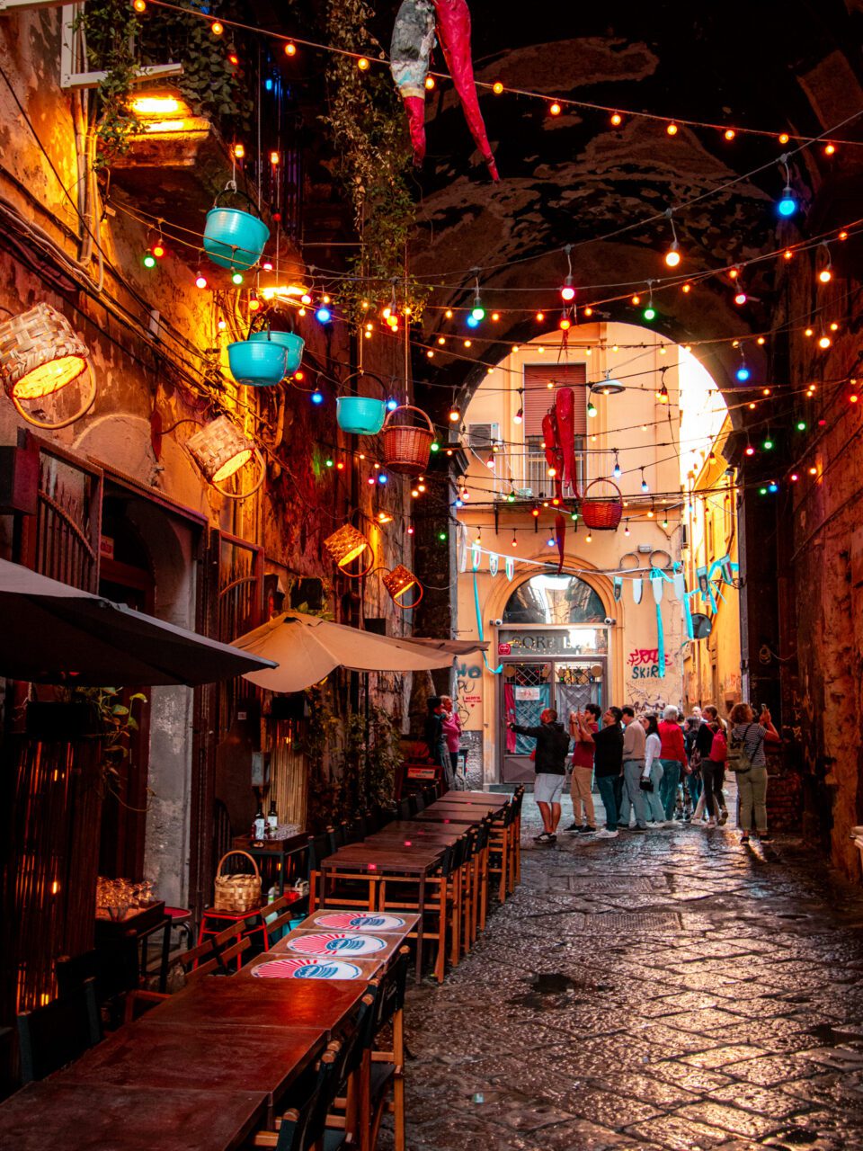 A magical Neapolitan alley - lights, colors, and an atmosphere you’ll remember for a long time