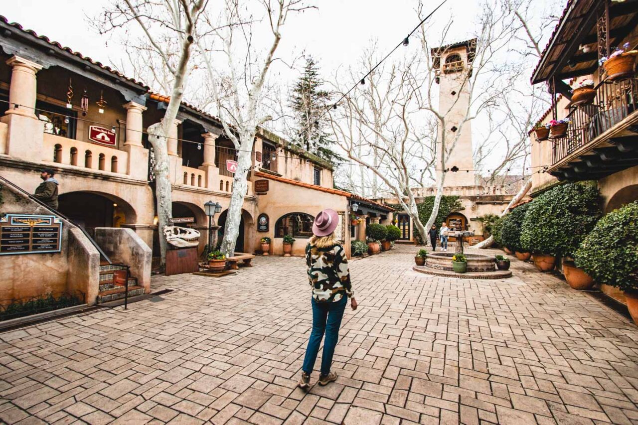 Wioska Tlaquepaque, Sedona