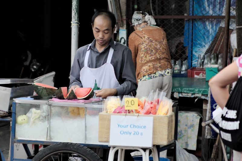 Świeże owoce za 20 bahtów, Bangkok, Tajlandia