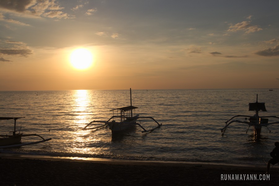 Lovinia beach, Bali