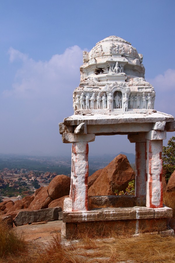 Świątynia Veerbhadra, widok ze wzgórza Matanga, Hampi, Karnataka, Indie
