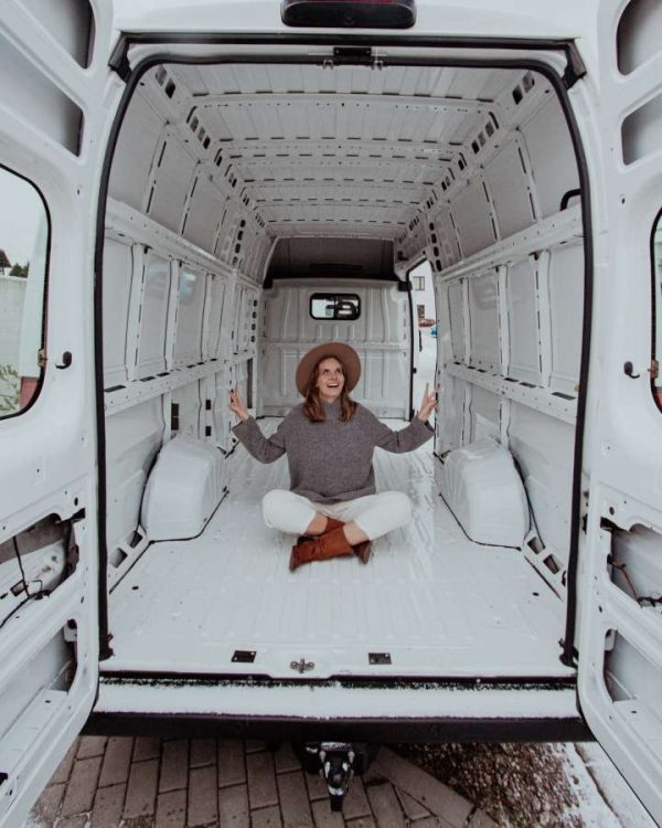 How to Build a Campervan? StepbyStep Guide (+ Bonus) 🚐🛠️