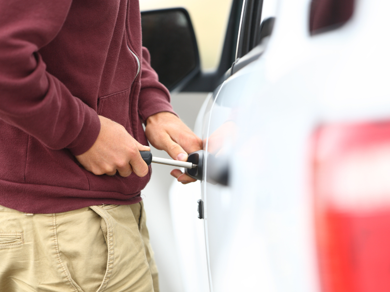 Improve safety in your camper van with additional locks - a worthwhile investment