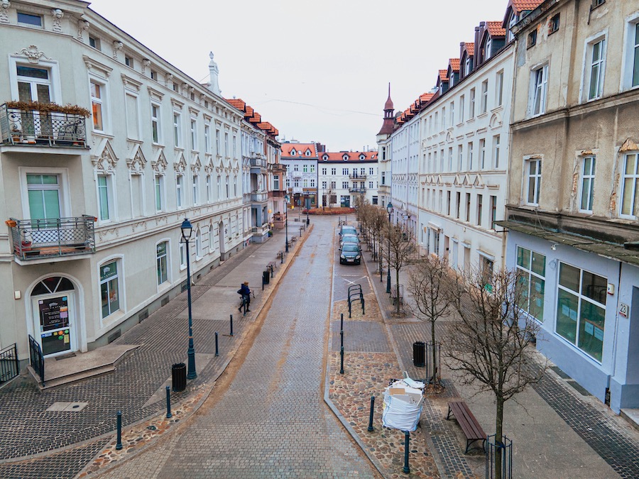 Gdańsk Wrzeszcz to dynamiczna i rozpoznawalna dzielnica miasta, oferująca bogatą gamę atrakcji kulturalnych i rozrywkowych