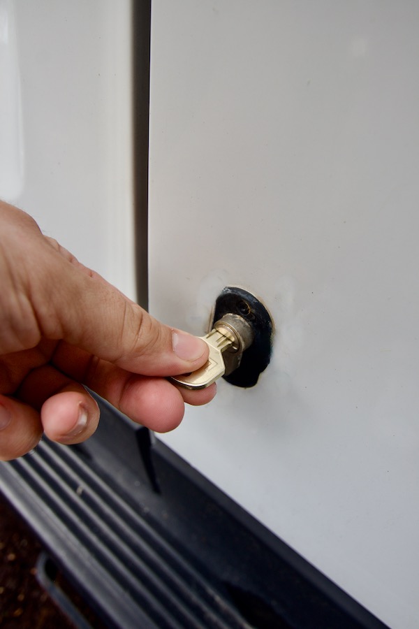 Additional locks in a motorhome - how to increase security when traveling with a motorhome?