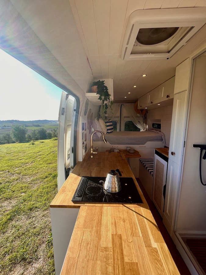 Foldable kitchen counter in a motorhome - an ideal option for cooks on vacation