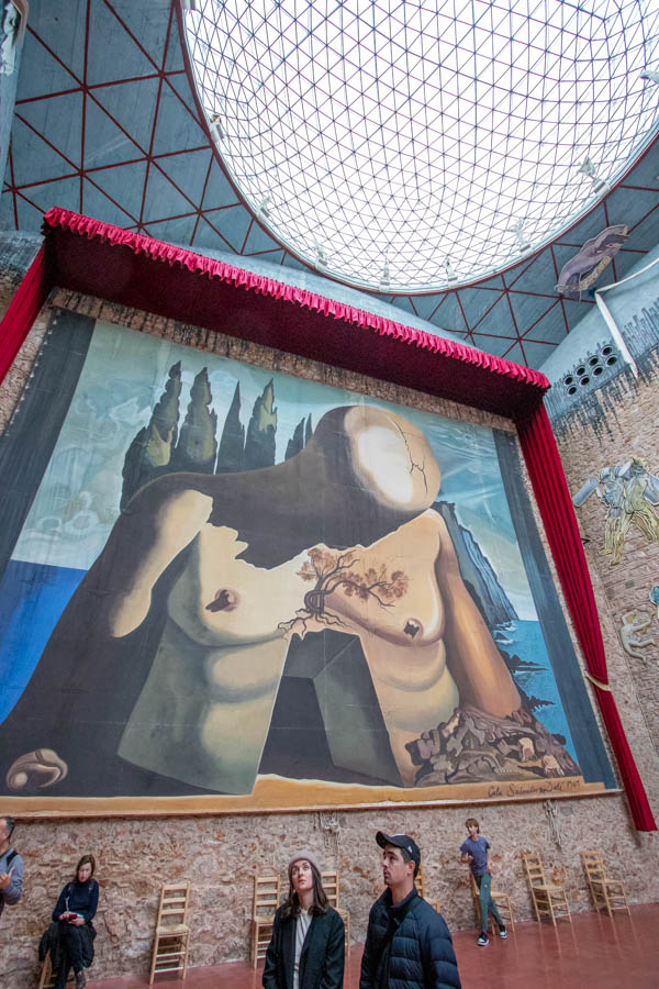 Dalí Theatre and Museum in Figueres is a fascinating place not only for art lovers