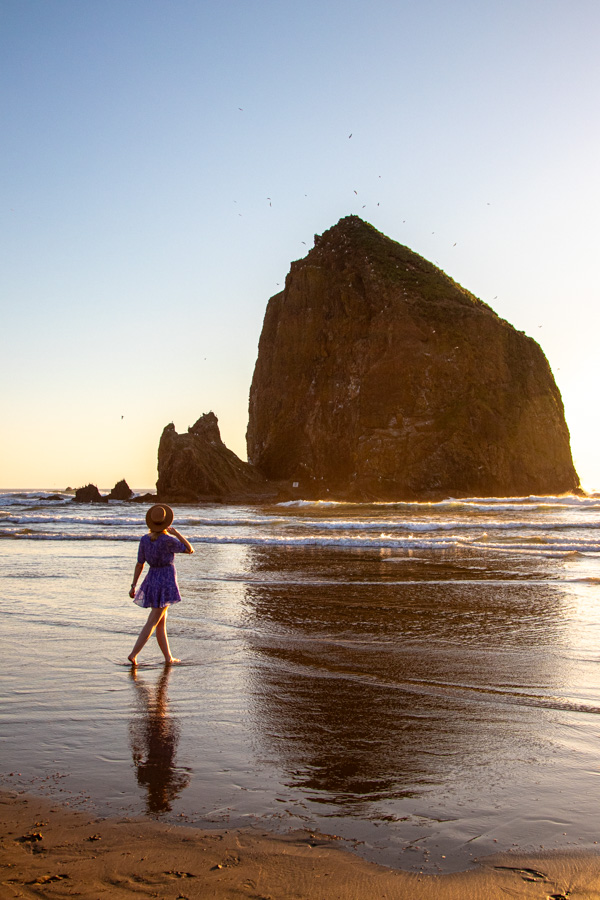 Cannon Beach: Marvel at the Spectacular Sunset and Haystack Rock