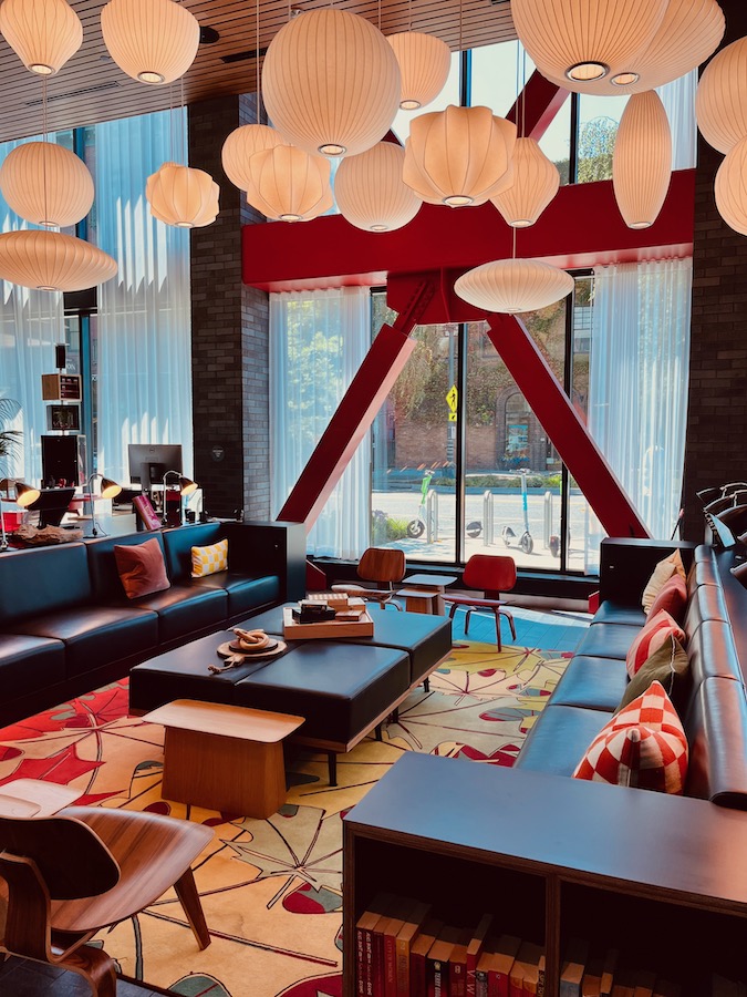 The citizenM Pioneer Square hotel in Seattle is the perfect choice for those who appreciate high comfort at an attractive price