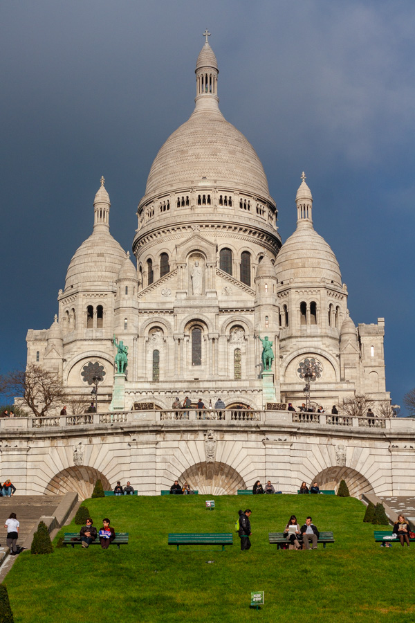 The Sacré-Cœur Basilica in Montmartre is an extraordinary place with a beautiful view of Paris