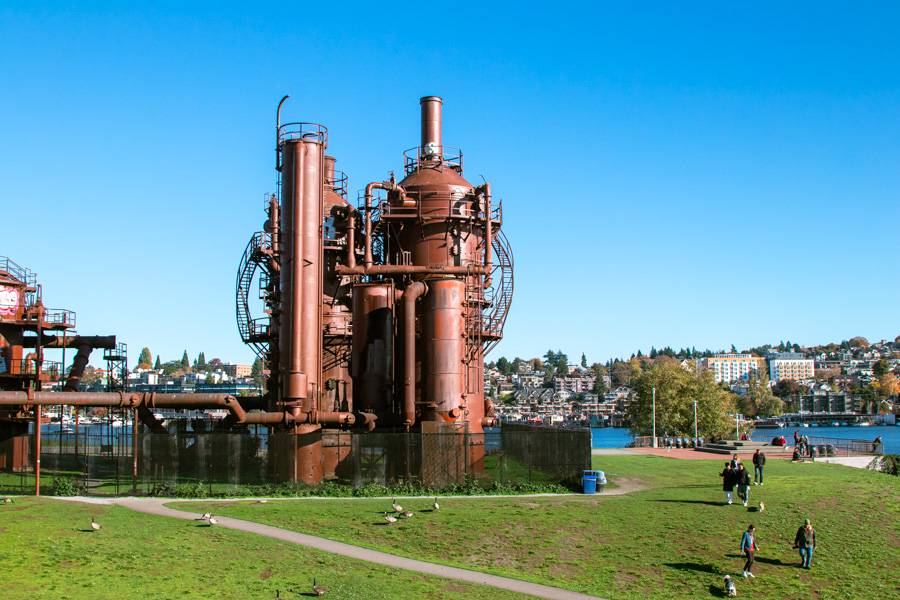 Gas Works Park w Seattle to niezwykłe połączenie rozległego parku z pozostałościami fabryki