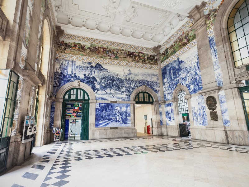 The São Bento railway station in Porto is enchanting with its azulejo tiles