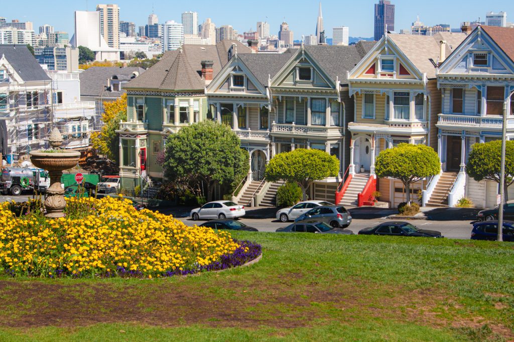 The Painted Ladies at Alamo Square in San Francisco are the perfect spot for a memorable photo