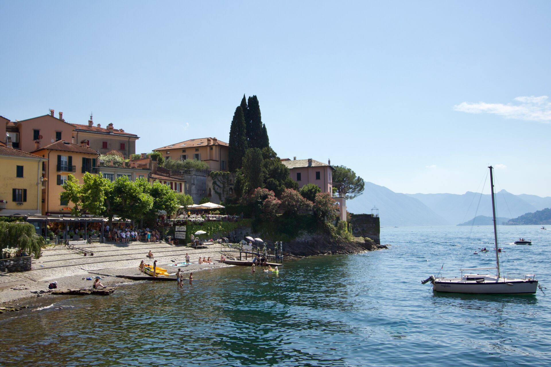 Varenna to urocze miasteczko ze świetnym klimatem i niesamowitymi widokami