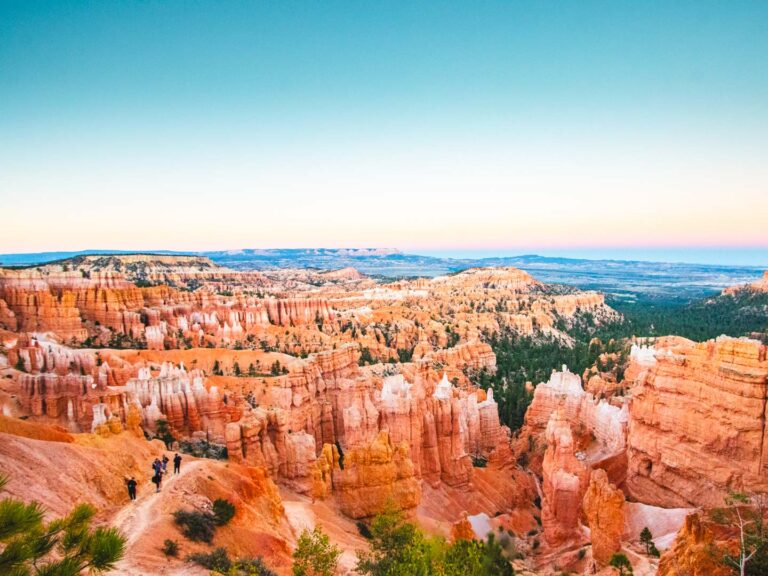 Co Zobaczyć w Bryce Canyon? 9 Przepięknych Szlaków, Które Warto Poznać (2025)