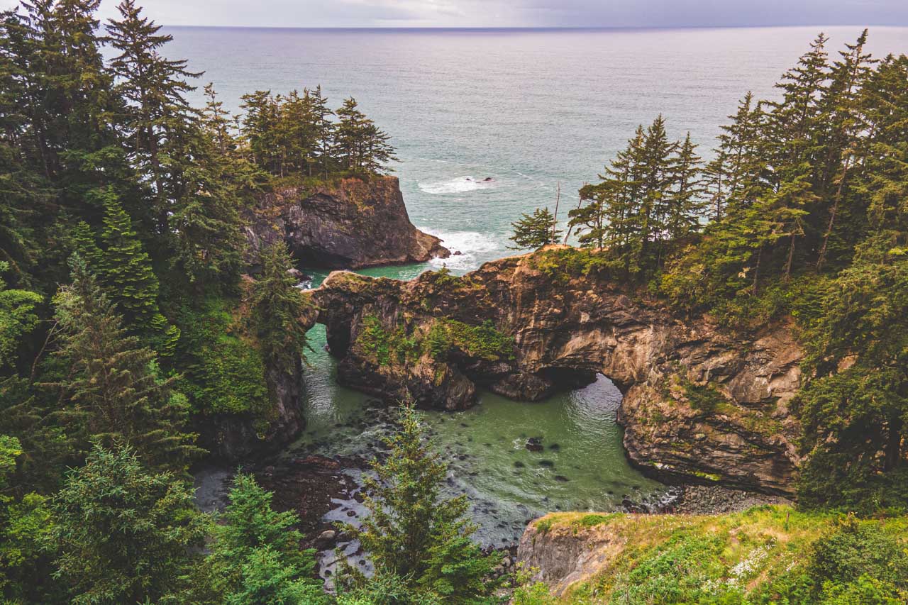 Natural Bridges, Oregon