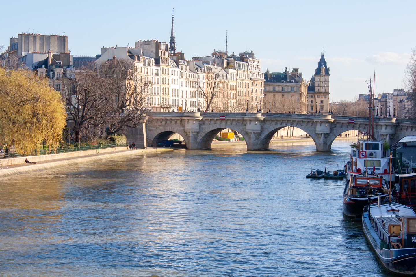 One-Day Paris Itinerary: Siene River