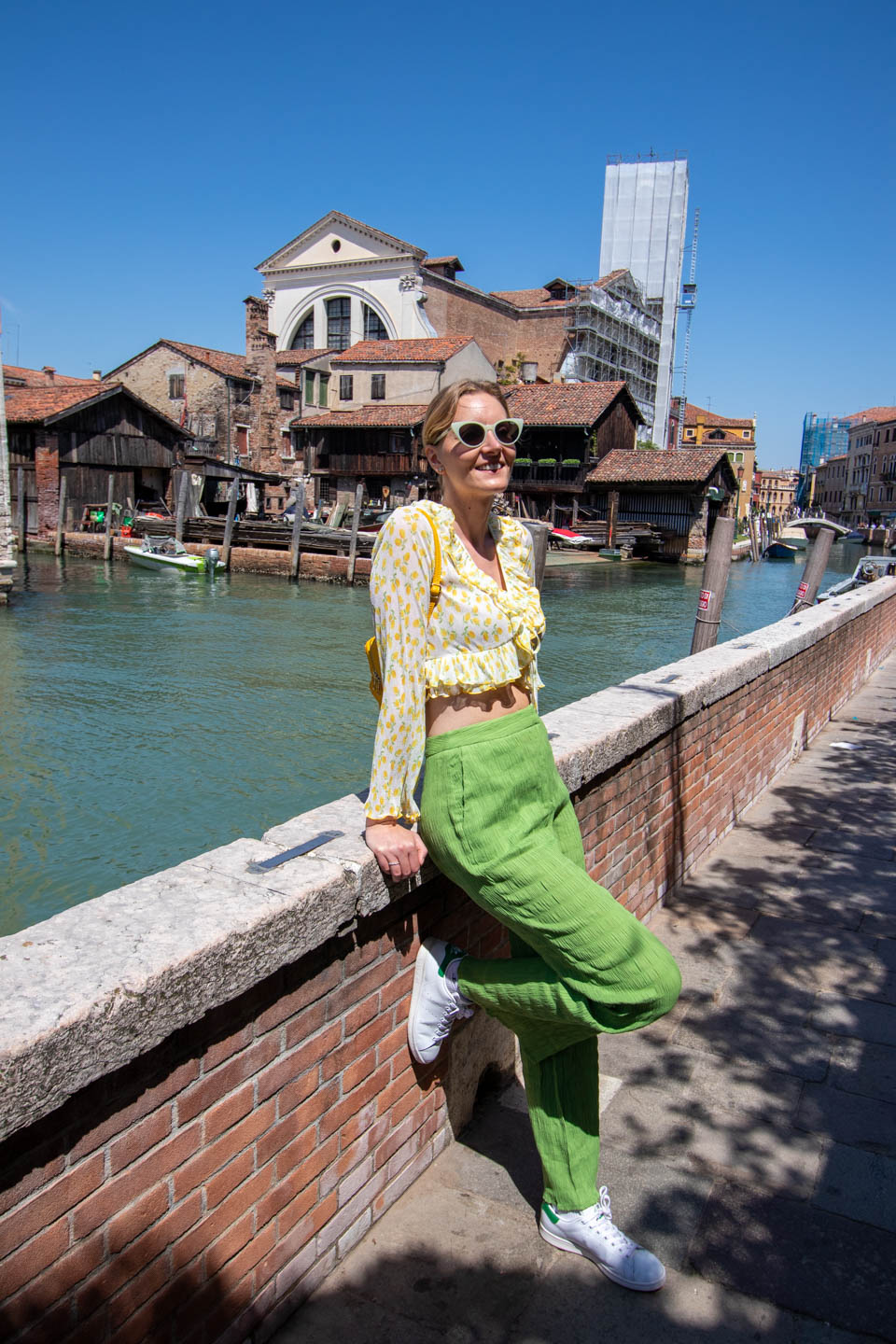 Venice: Green Pants & Yellow Shirt