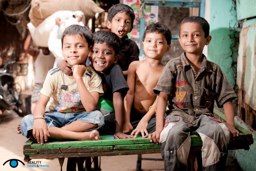Dzieci z Dharavi (zdjęcie: Reality Tours & Travel)