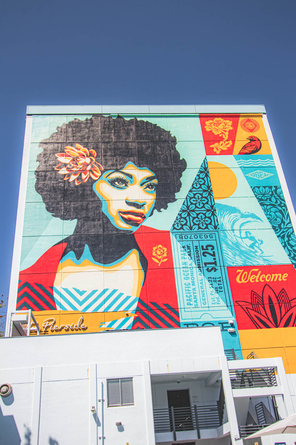 Ten mural to esencja Pierside - kocham ten detal